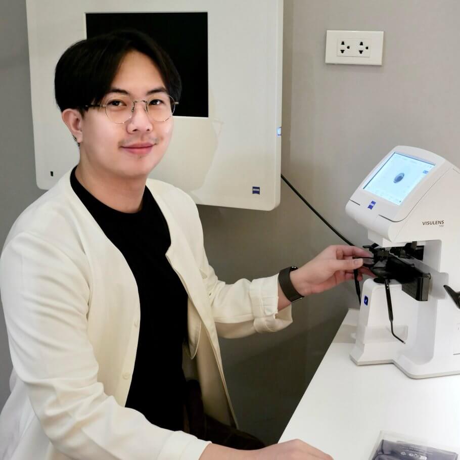 Optometrists at work
